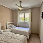 アパート Residencial Ronda Mar *