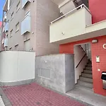 Residencial Ronda Mar アパート